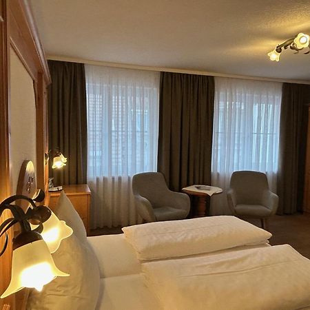 Seehotel Schaepfle ユーバーリンゲン エクステリア 写真